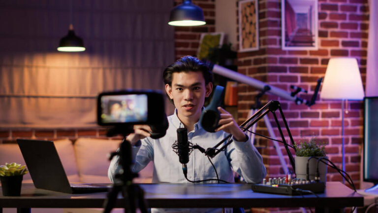 Webcast vs Webinar vs Podcast vs Broadcast - Key Differences